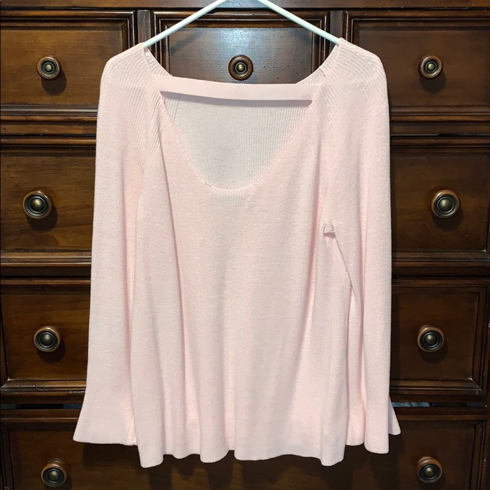 🔆LOFT Sweater - Picture 2 of 3